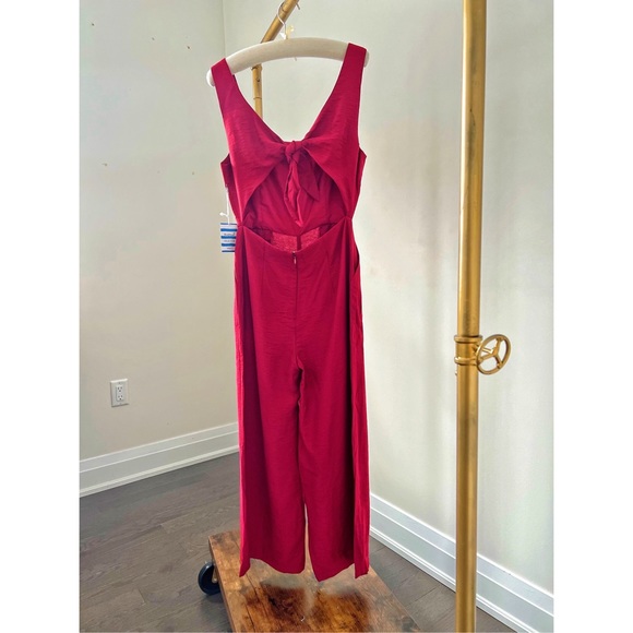 NWT Open Back Jumpsuit - Picture 3 of 4